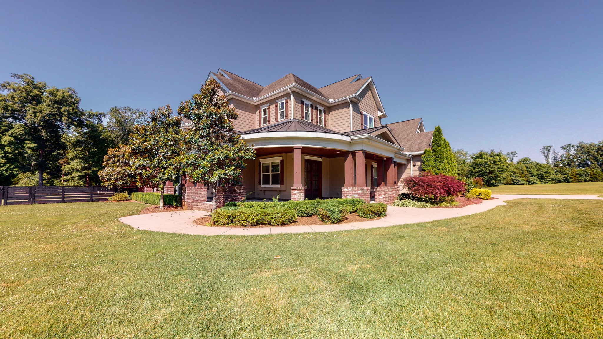 159 Coldstream Road Murfreesboro, TN 37127 - Photo 3 of 34 a front view of house with yard and lake view