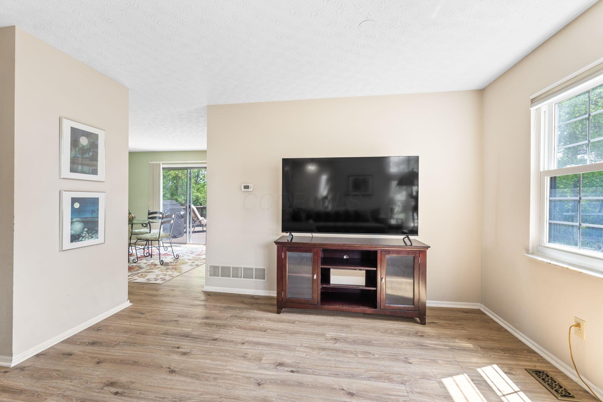 5200 Southminster Road Columbus, OH 43221 - Photo 6 of 53 5200 Southminster Rd (Interior)-8