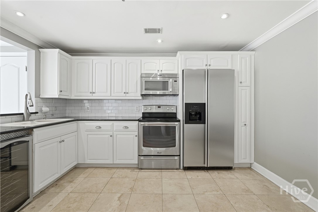 700 Wilmington Island Road, Unit 201 Savannah, GA 31410 - Photo 23 of 56