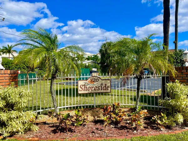 $265,000 | 720 North Dixie Highway, Unit 604, Lantana, FL 33462