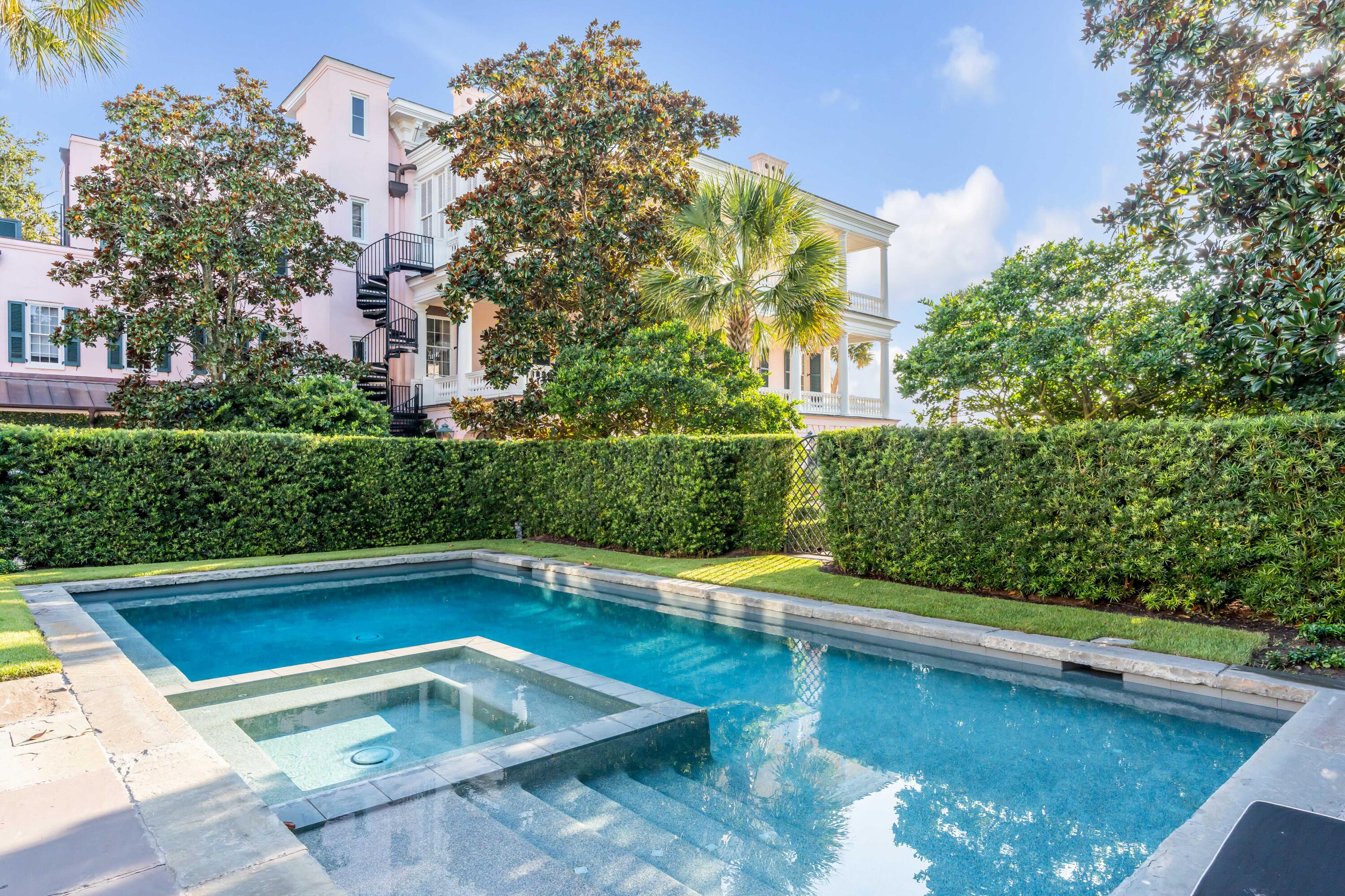 5 East Battery Charleston, SC 29401 - Photo 7 of 67 Pool