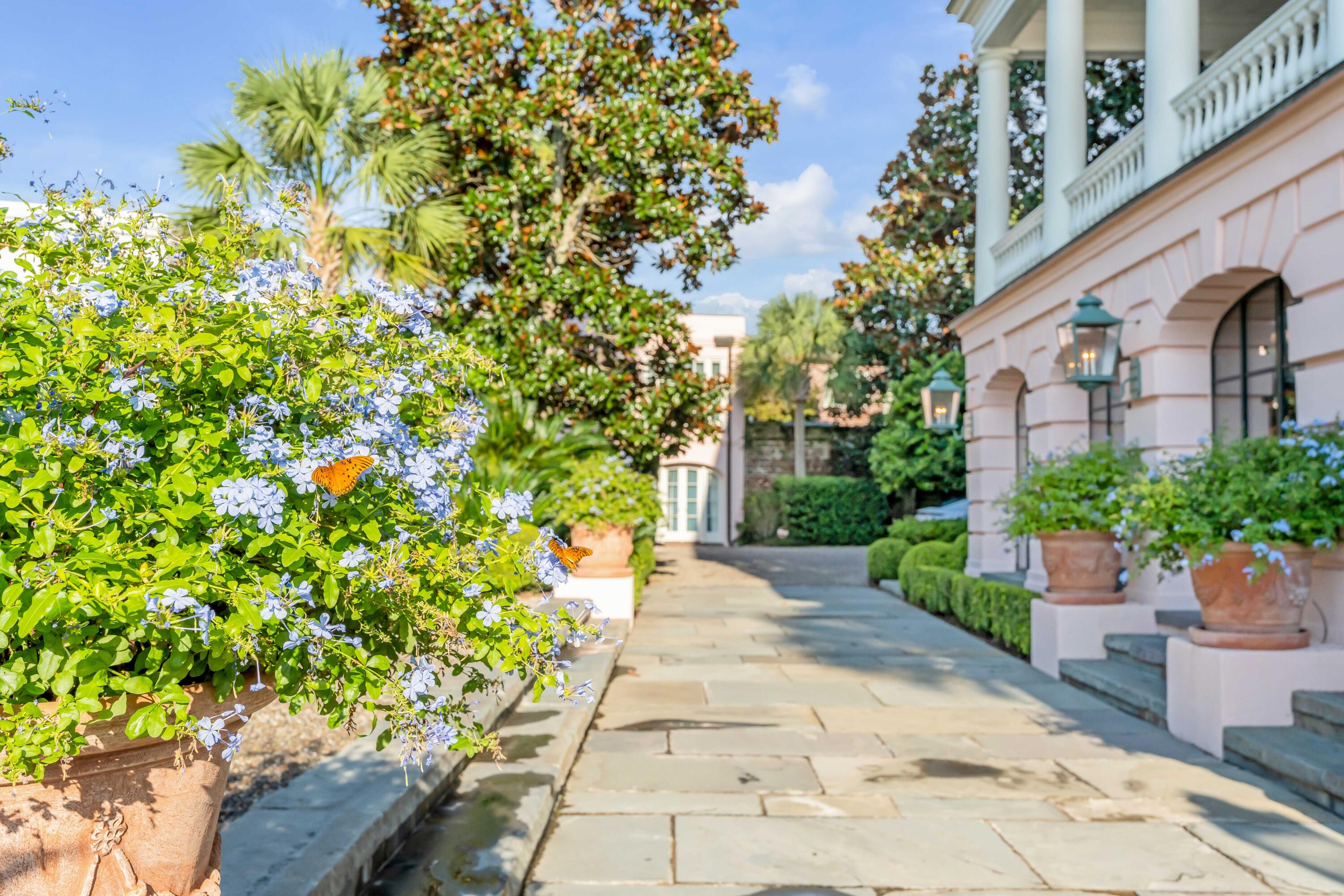 5 East Battery Charleston, SC 29401 - Photo 8 of 67 Entrance
