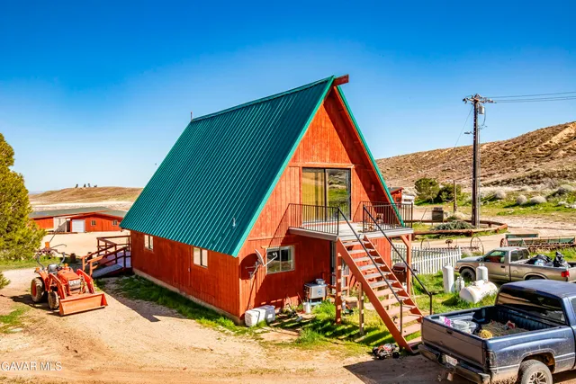 $1,500,000 | 45408 160th Street West, Lancaster, CA 93536