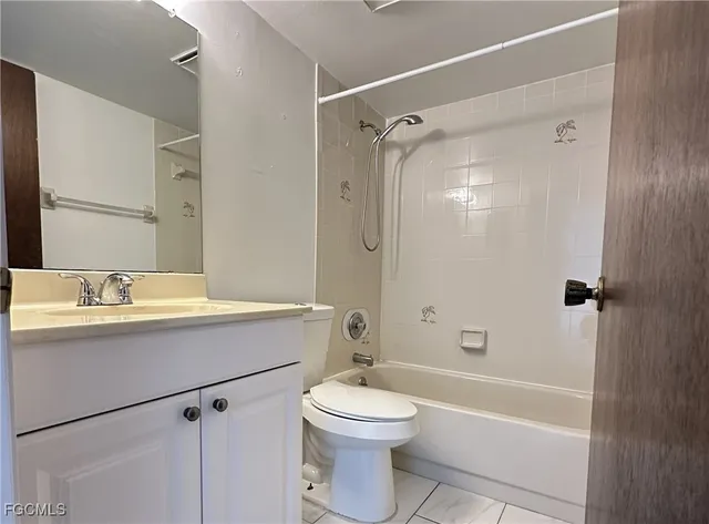 $1,140 | 1640 Orchid Boulevard, Unit 102, Cape Coral, FL 33904