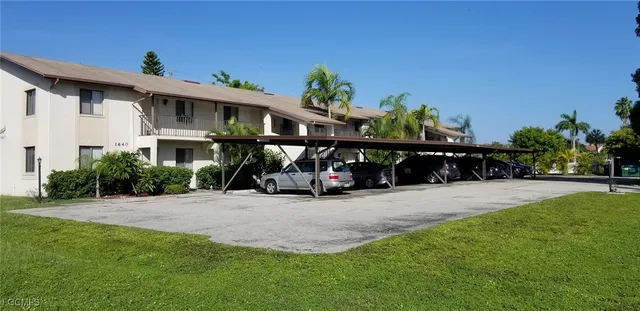 $1,140 | 1640 Orchid Boulevard, Unit 102, Cape Coral, FL 33904