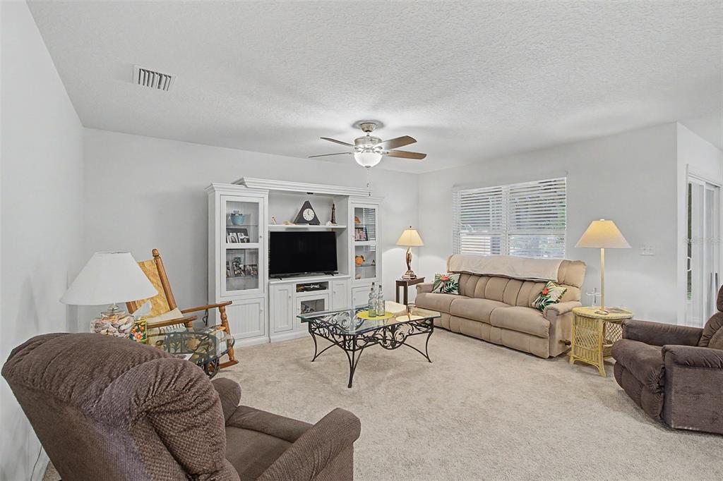 25199 Northwest 8th Road Newberry, FL 32669 - Photo 16 of 39 Gallery Image 16