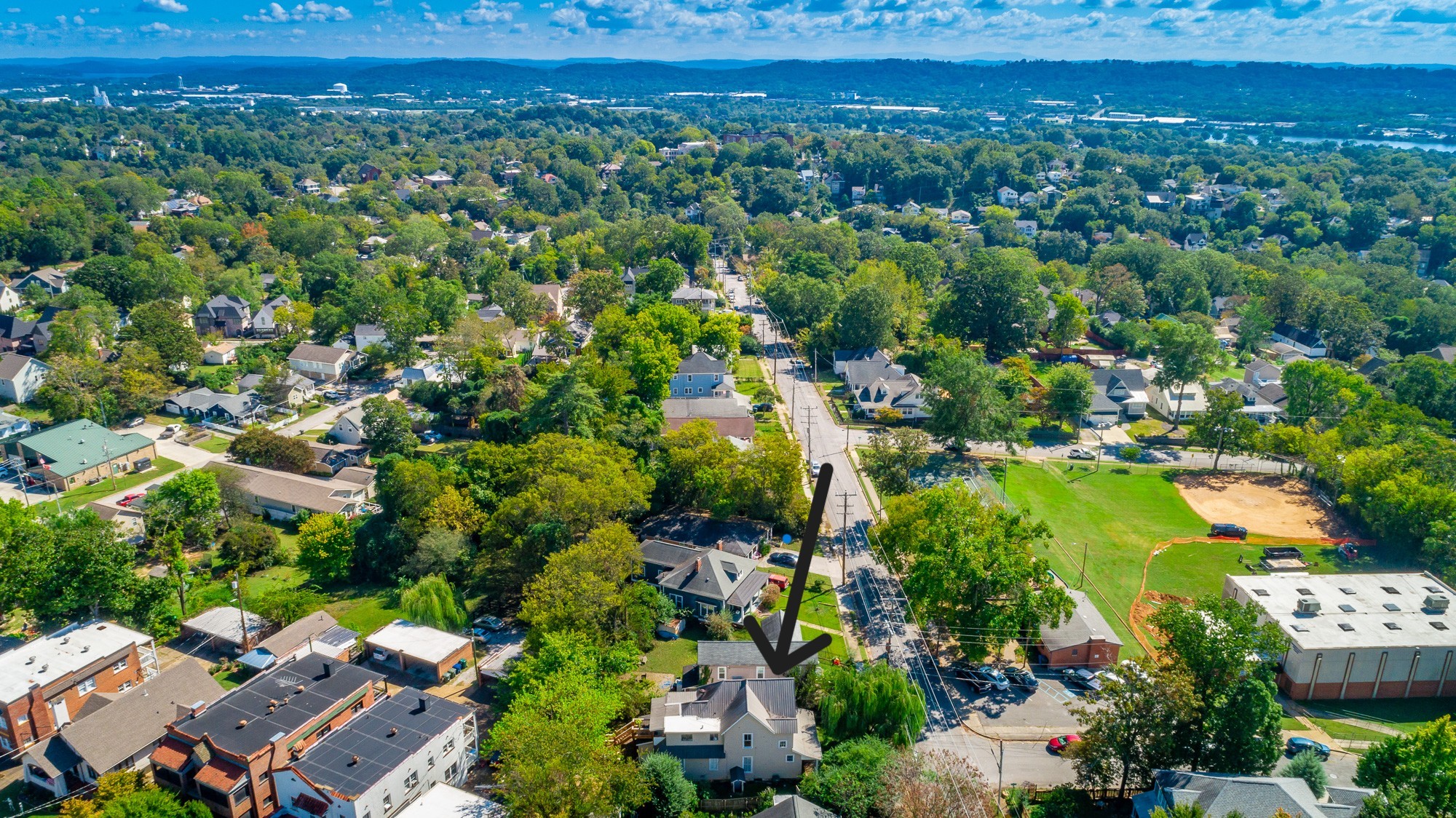 407 Colville Street Chattanooga, TN 37405 - Photo 47 of 50 an aerial view of residential houses with outdoor space and trees