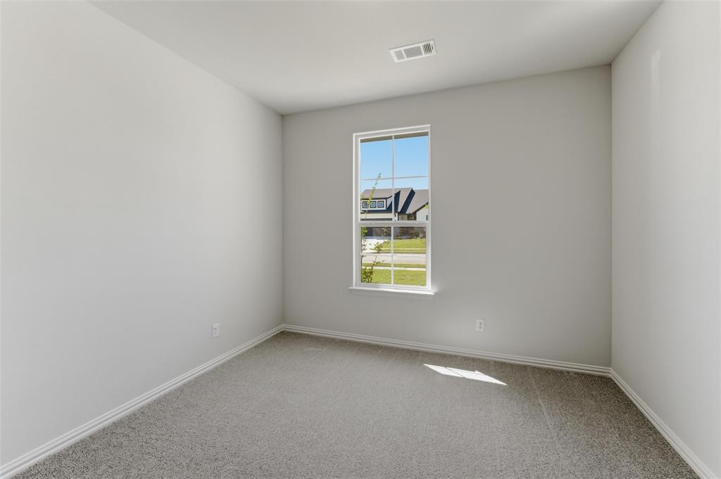 1233 Sabine River Lane Springtown, TX 76082 - Photo 8 of 27