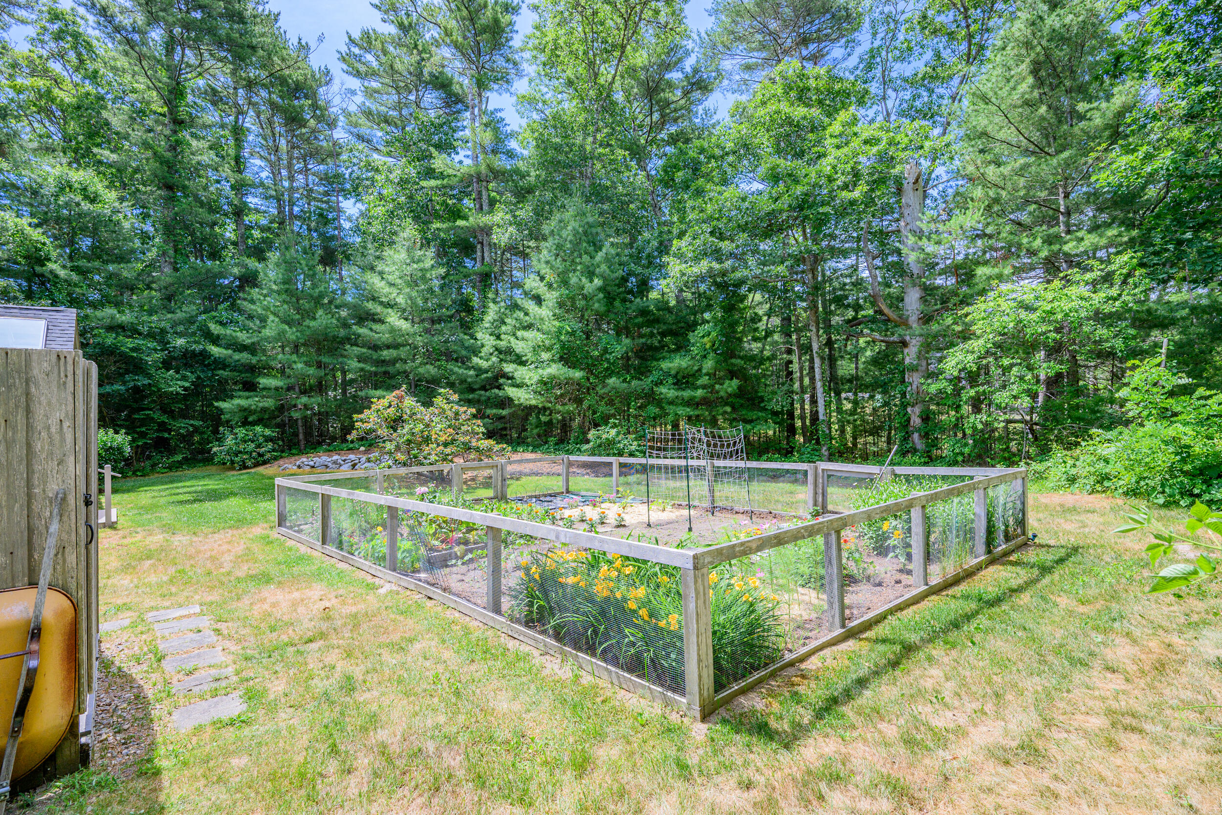 23 Portanimicut Road Orleans, MA 02653 - Photo 55 of 65 Garden