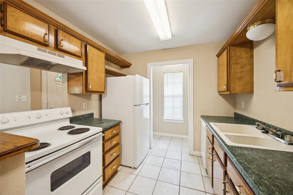 1104 East High Street Terrell, TX 75160 - Photo 5 of 24 Gallery Image 5