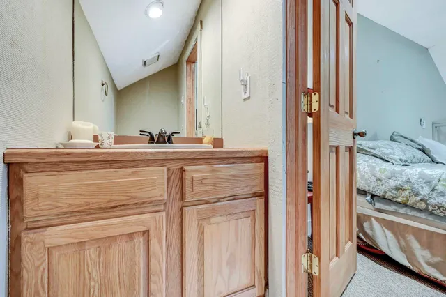 $199,900 | 390 Snow Ridge Cir Lake, Lake Harmony, PA 18624