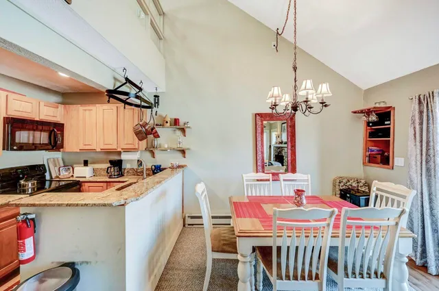 $199,900 | 390 Snow Ridge Cir Lake, Lake Harmony, PA 18624