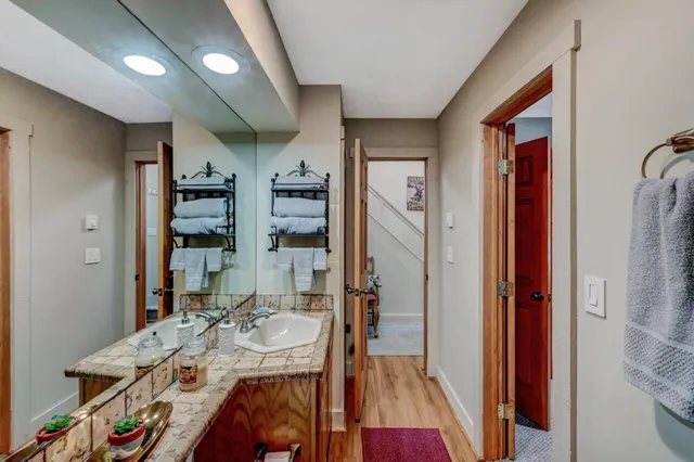 $199,900 | 390 Snow Ridge Cir Lake, Lake Harmony, PA 18624