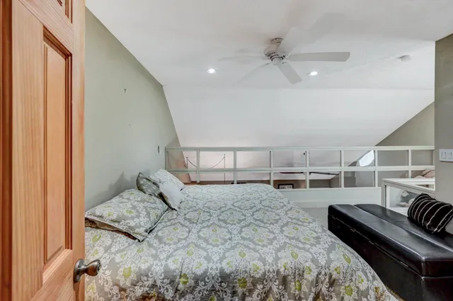 $199,900 | 390 Snow Ridge Cir Lake, Lake Harmony, PA 18624