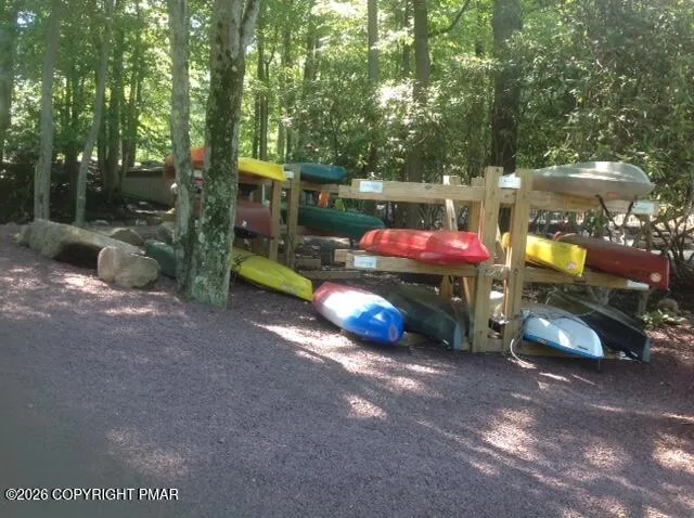 $199,900 | 390 Snow Ridge Cir Lake, Lake Harmony, PA 18624