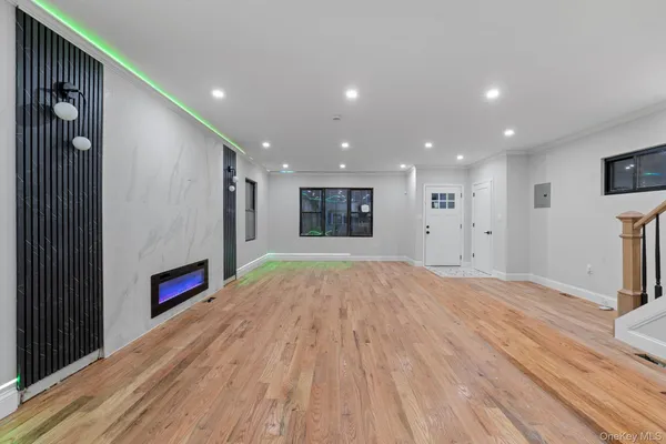 $899,888 | 138-12 233rd Street | Laurelton