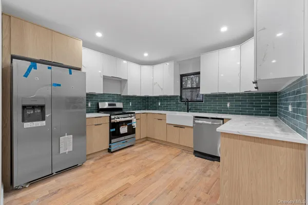 $899,888 | 138-12 233rd Street | Laurelton
