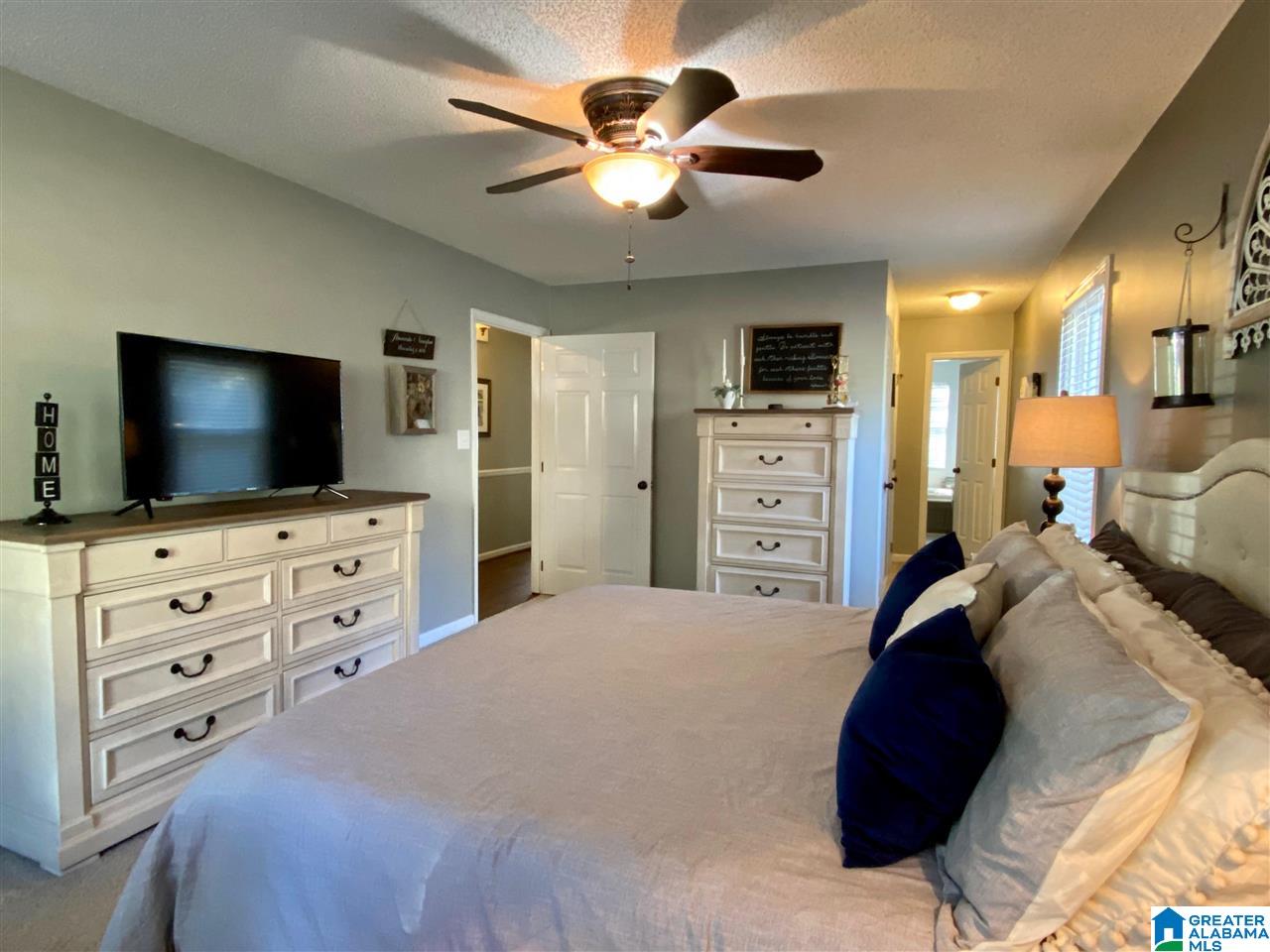 705 Olde Towne Circle Alabaster, AL 35007 - Photo 8 of 39