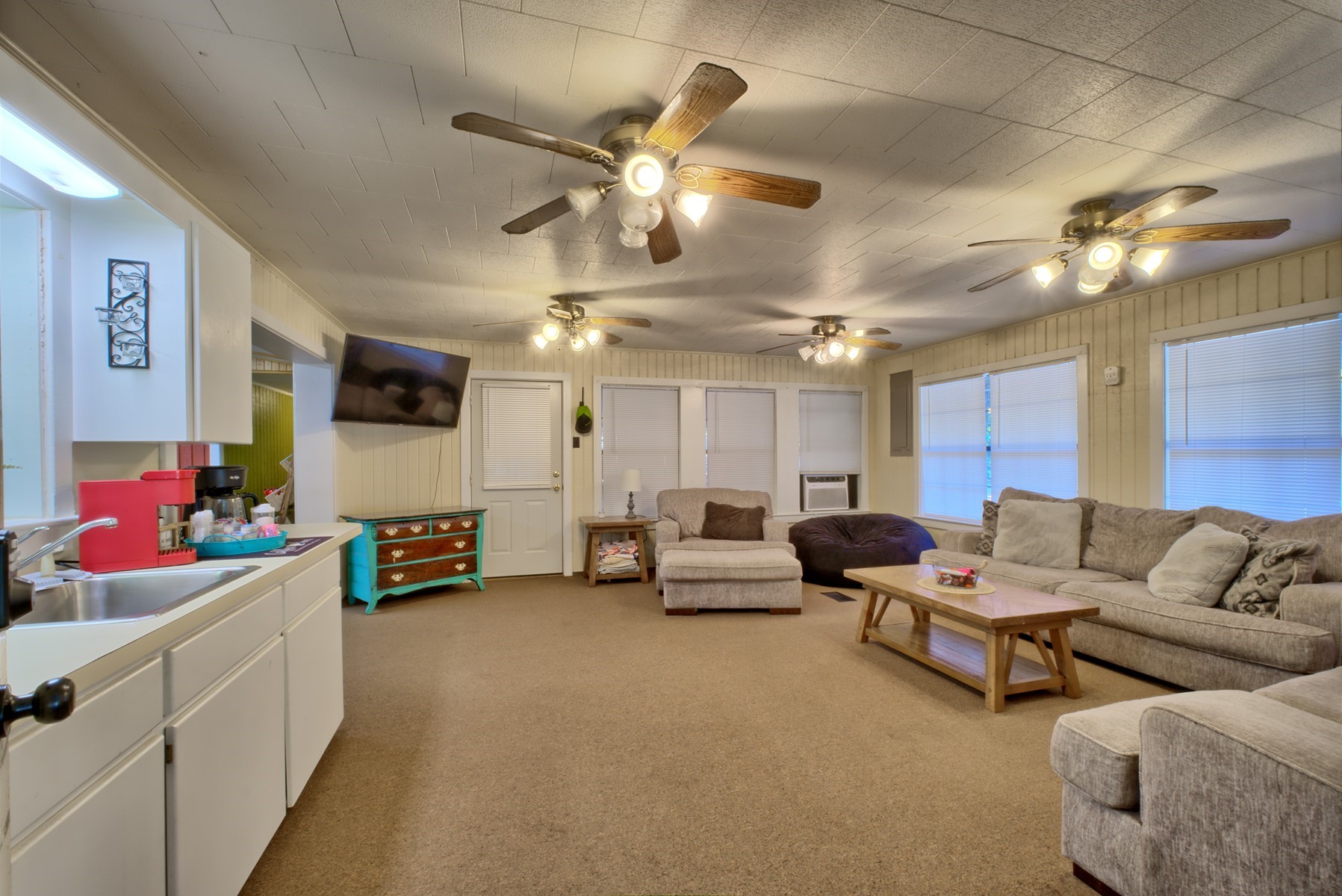260 Rudd Road Hemphill, TX 75948 - Photo 9 of 32 Gallery Image 9