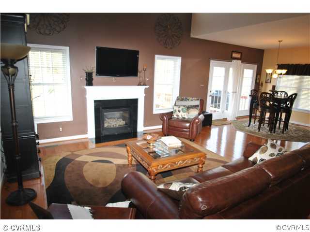 5320 Wellington Ridge Road Henrico, VA 23231 - Photo 12 of 24 Den/Family/Great Room