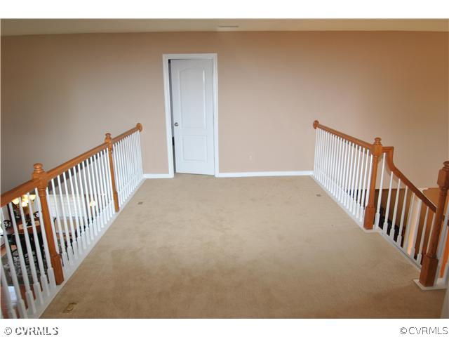 5320 Wellington Ridge Road Henrico, VA 23231 - Photo 19 of 24 Other - Upstairs hallway area