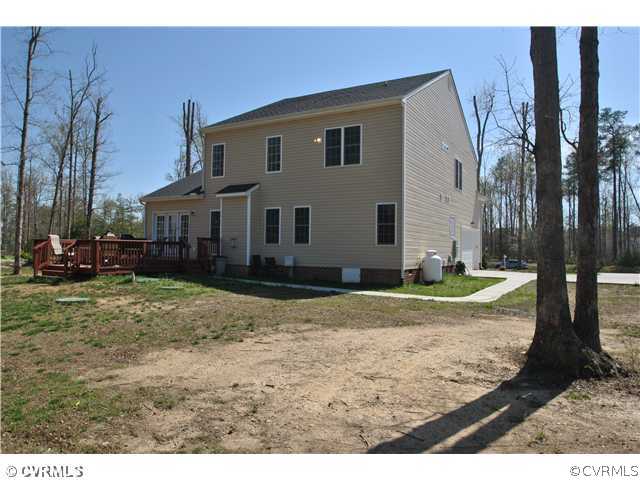 5320 Wellington Ridge Road Henrico, VA 23231 - Photo 23 of 24 Exterior Back