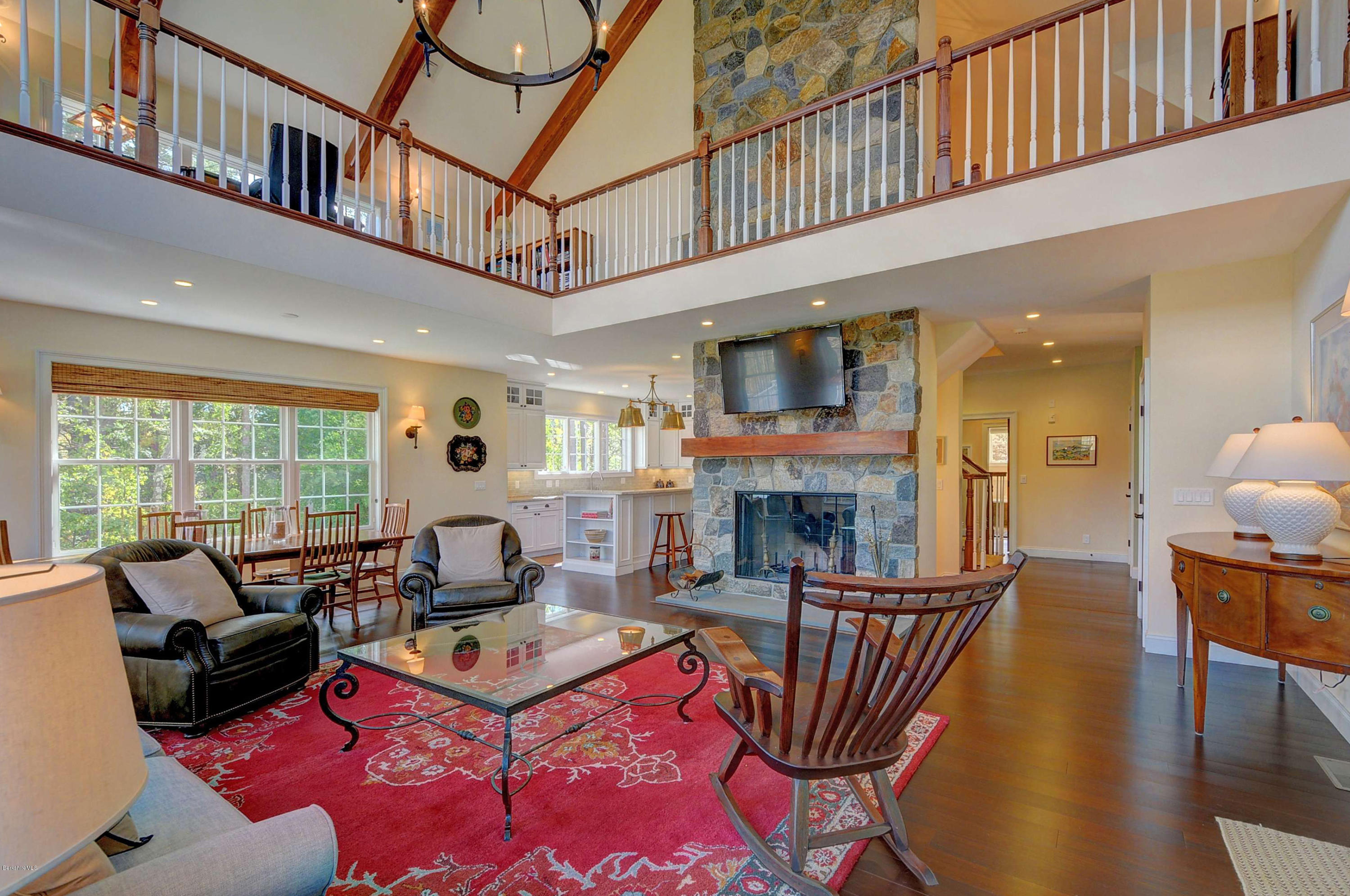 2122 Living Room