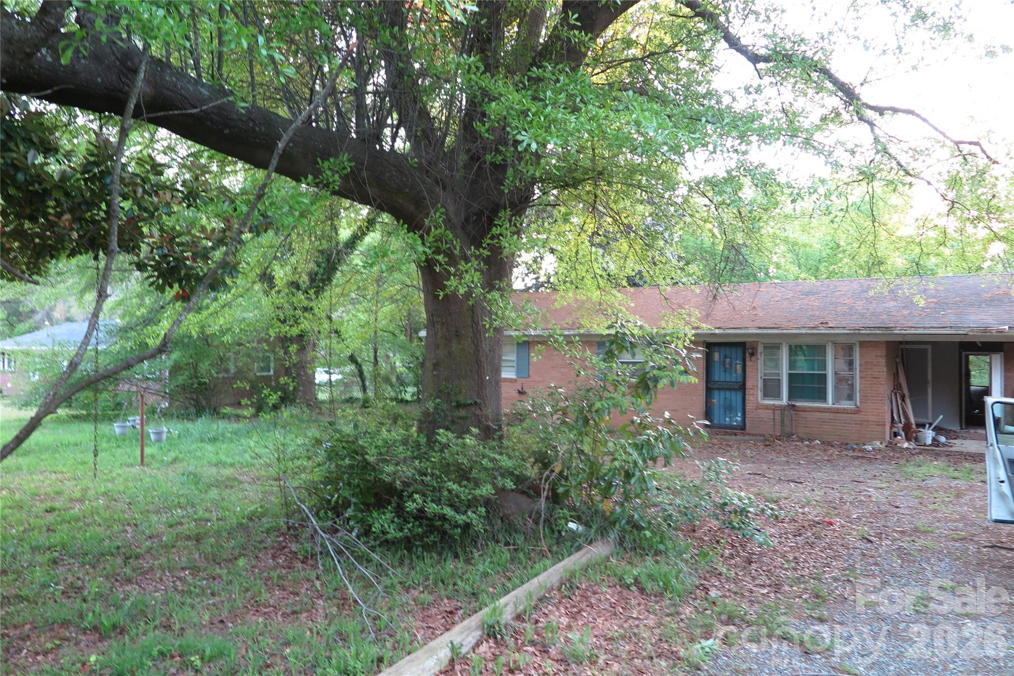 4814 Chapel Grove Road Gastonia, NC 28052 - Photo 5 of 20