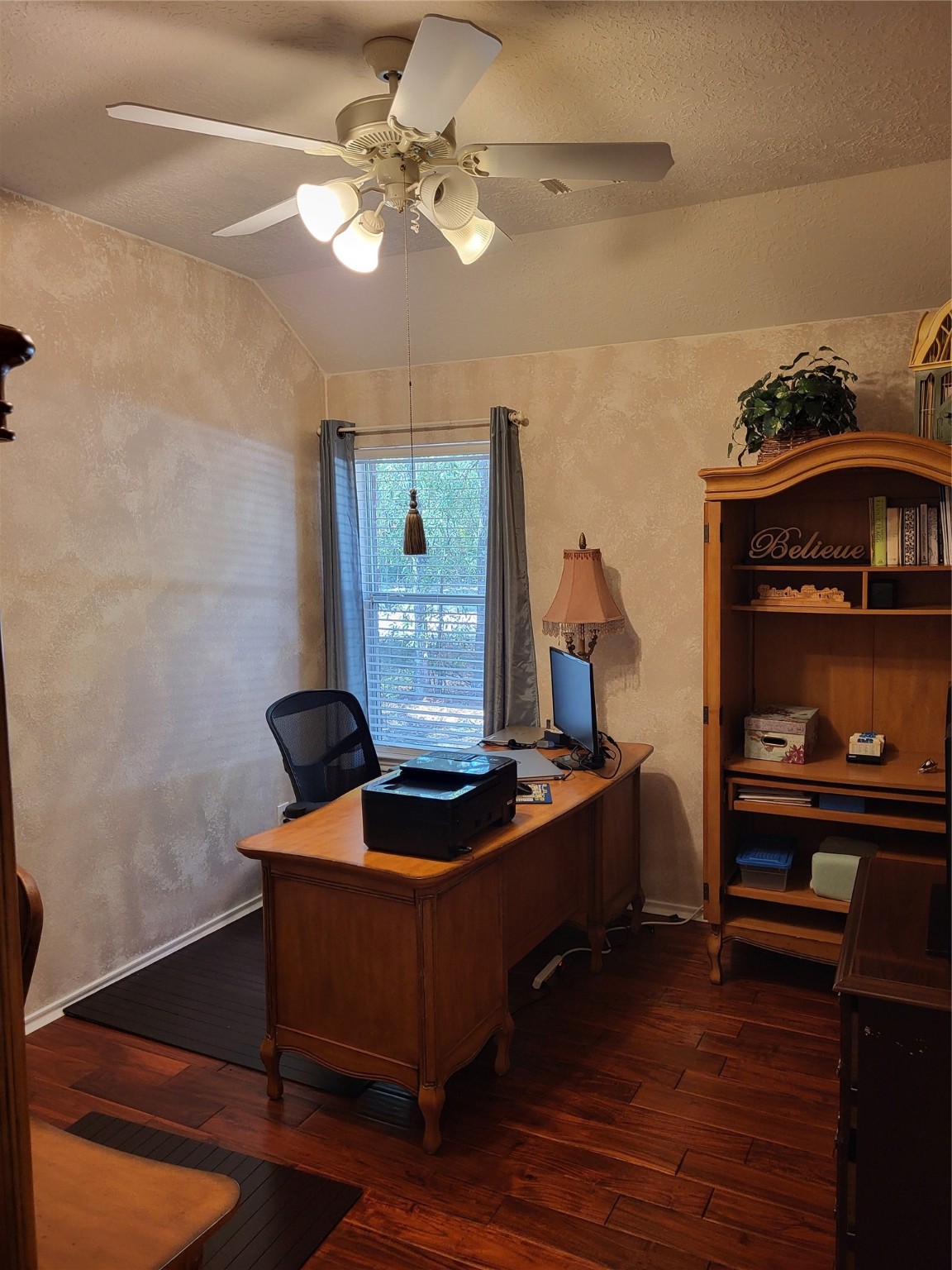 20226 Entrada Court Humble, TX 77346 - Photo 22 of 29 a room with furniture and wooden floor