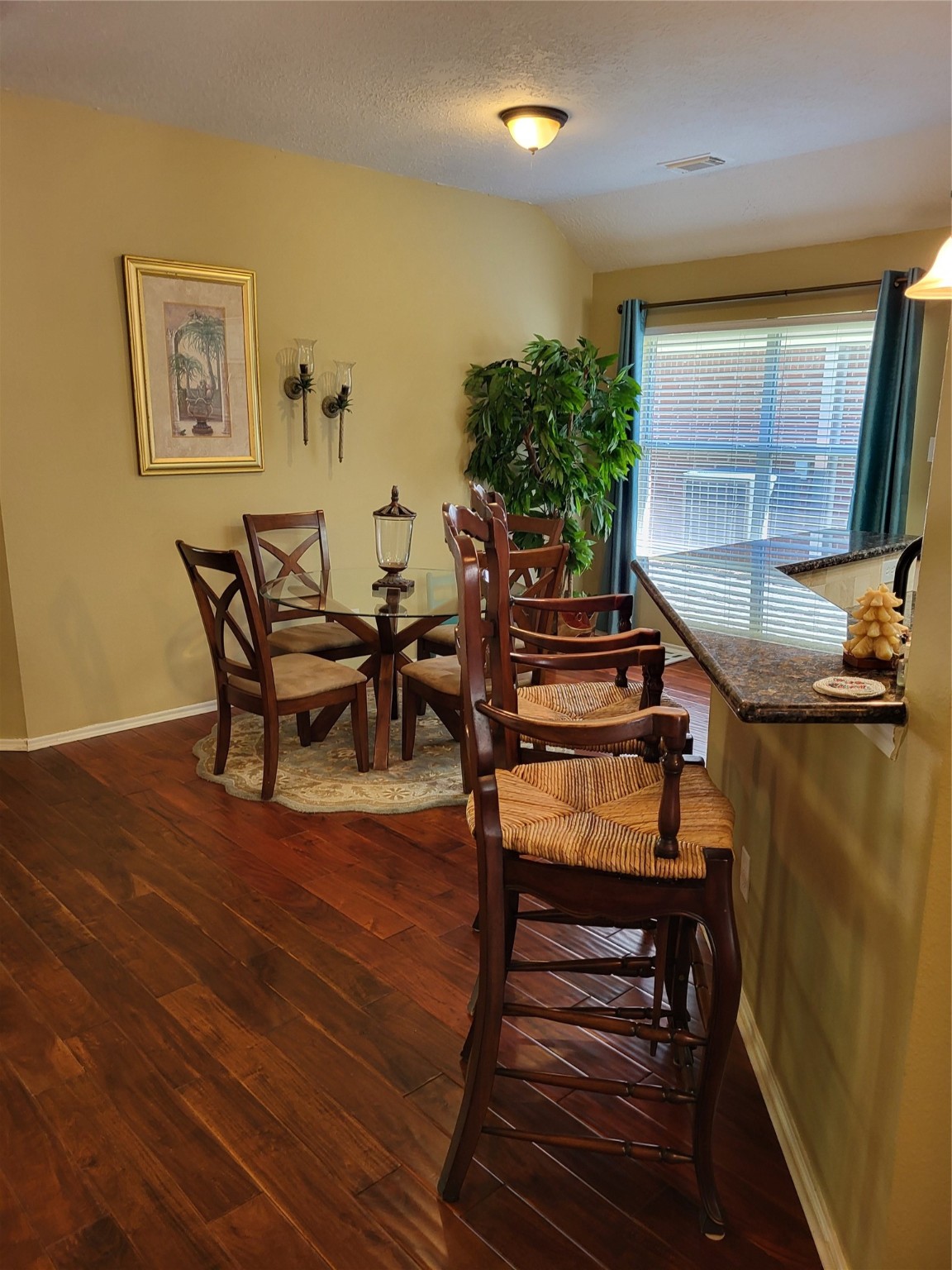 20226 Entrada Court Humble, TX 77346 - Photo 7 of 29 This is the area seen entering from either the foyer or the garage.