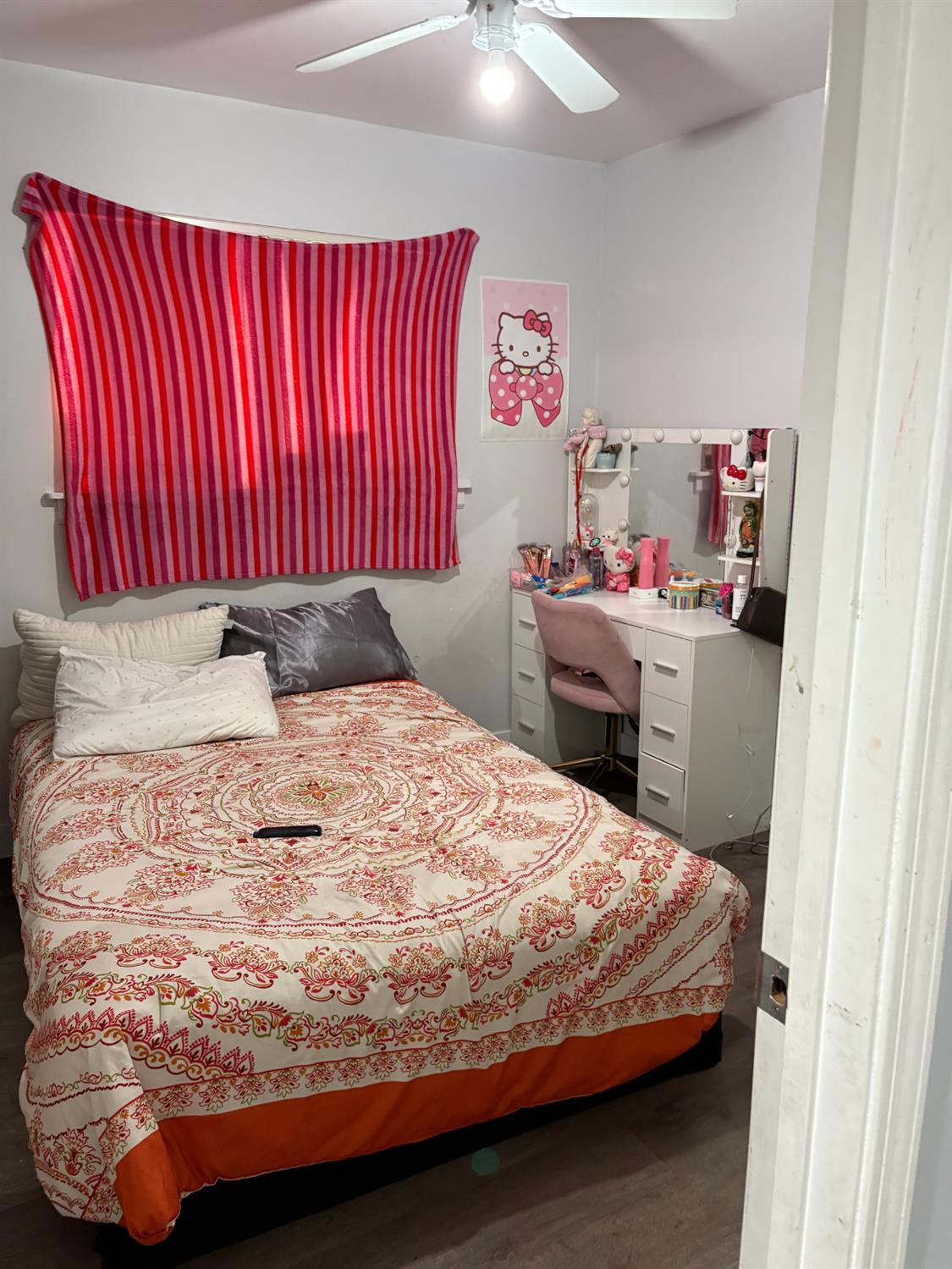 8415 Winding Way Fair Oaks, CA 95628 - Photo 18 of 27 a bedroom with a bed and a dresser in it