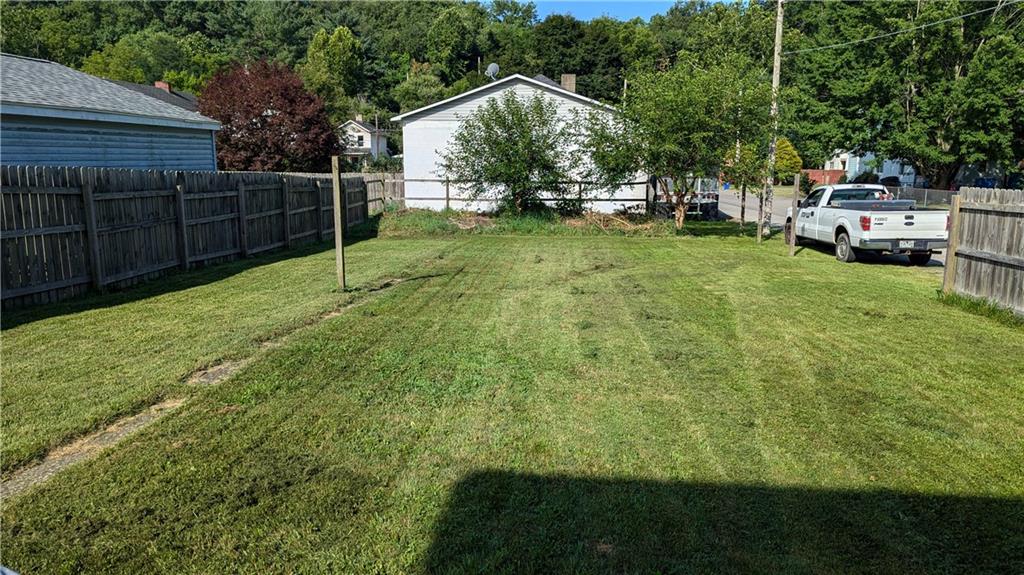 1902 Hamilton Street New Castle, PA 16101 - Photo 4 of 4 a view of a backyard