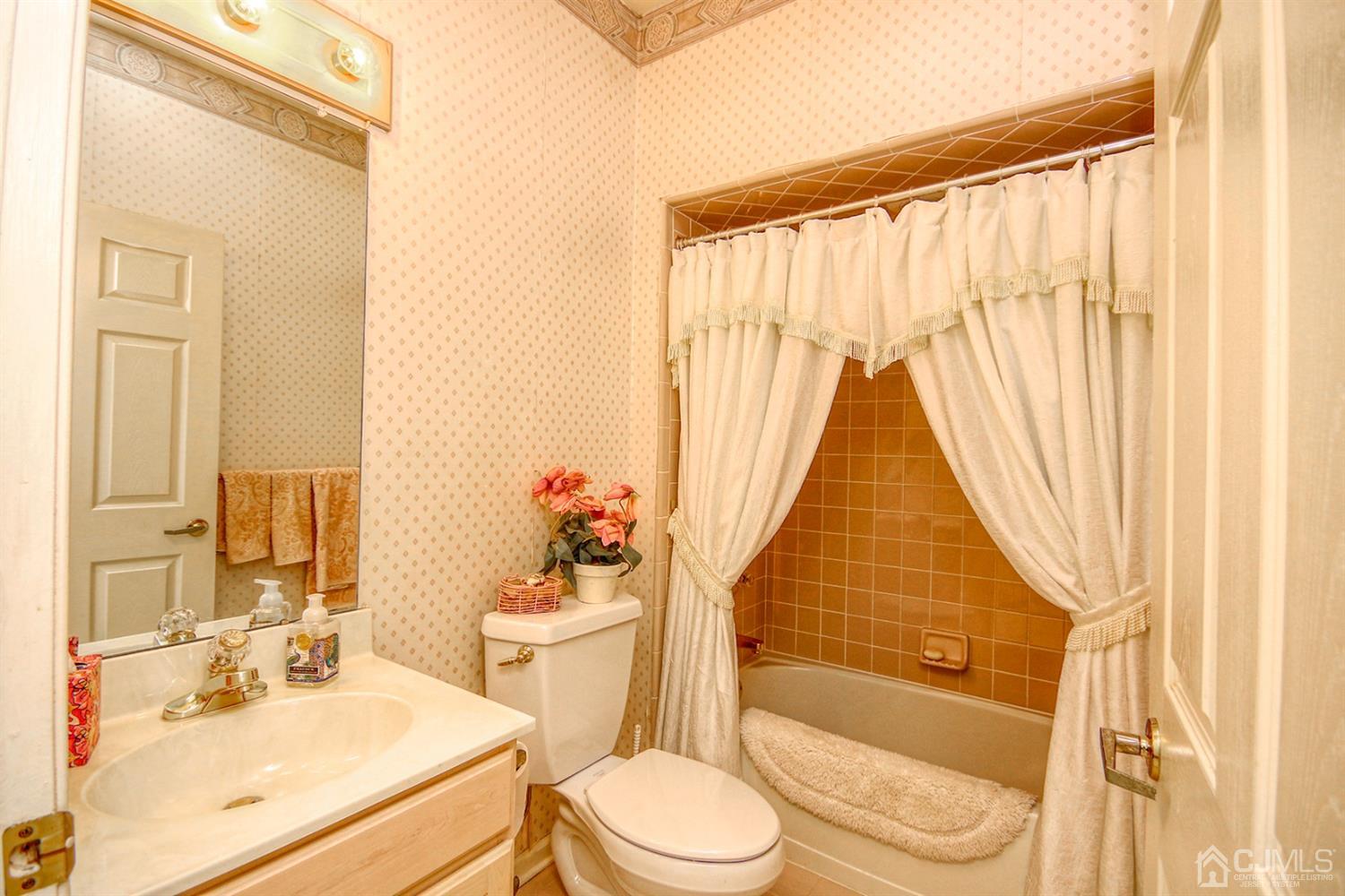 90 Chichester Road Monroe Township, NJ 08831 - Photo 14 of 30 Gallery Image 14