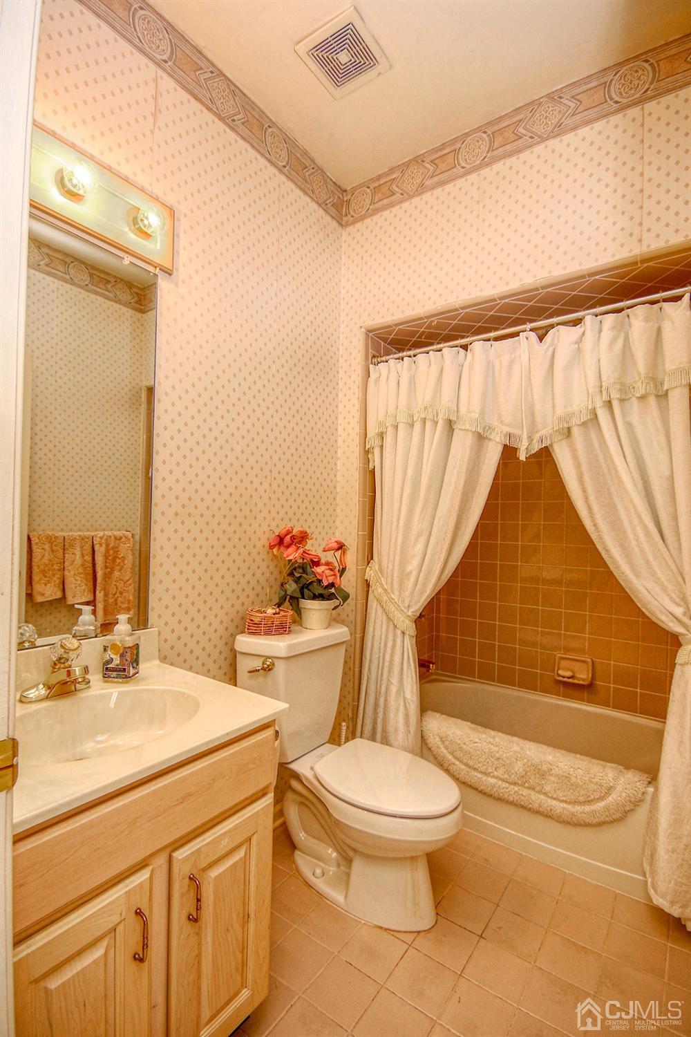 90 Chichester Road Monroe Township, NJ 08831 - Photo 15 of 30 Gallery Image 15