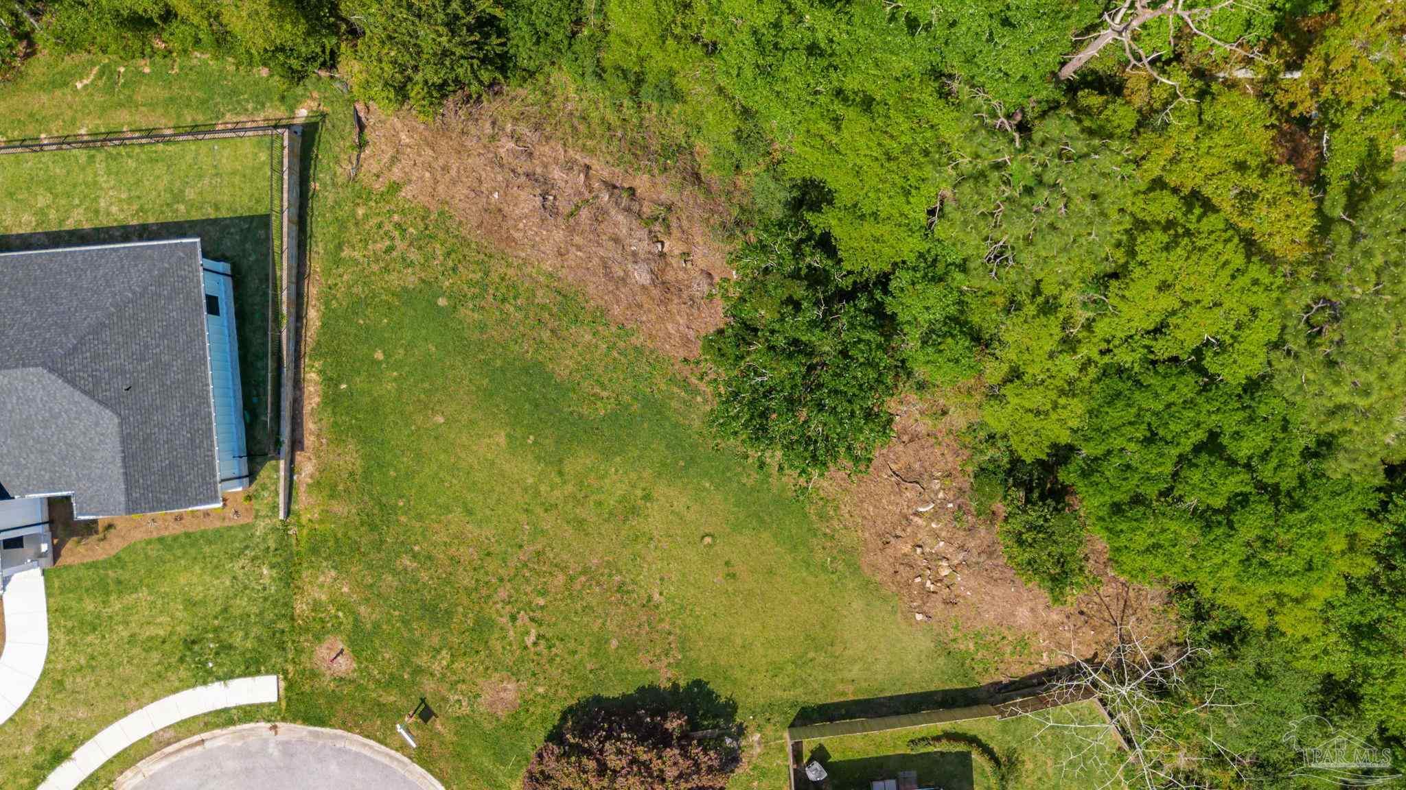 675 Farmington Road Pensacola, FL 32504 - Photo 7 of 19 a view of a garden