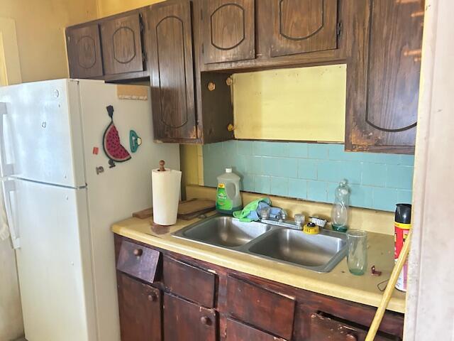 848 West 5th Street Riviera Beach, FL 33404 - Photo 5 of 13 Kitchen