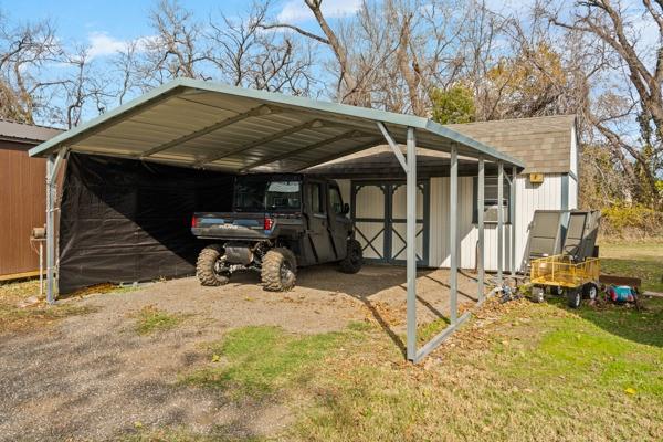 4861 E Highway Springtown, TX 76082 - Photo 8 of 29 a view of roof deck
