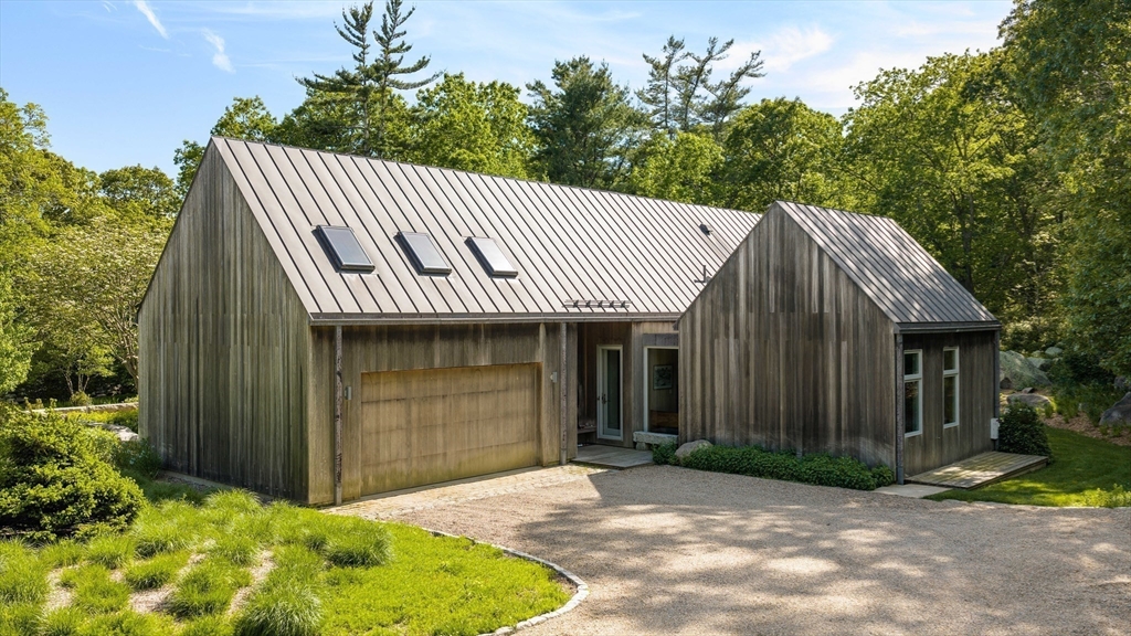 35 South Bowl Road Chilmark, MA 02535 - Photo 32 of 42