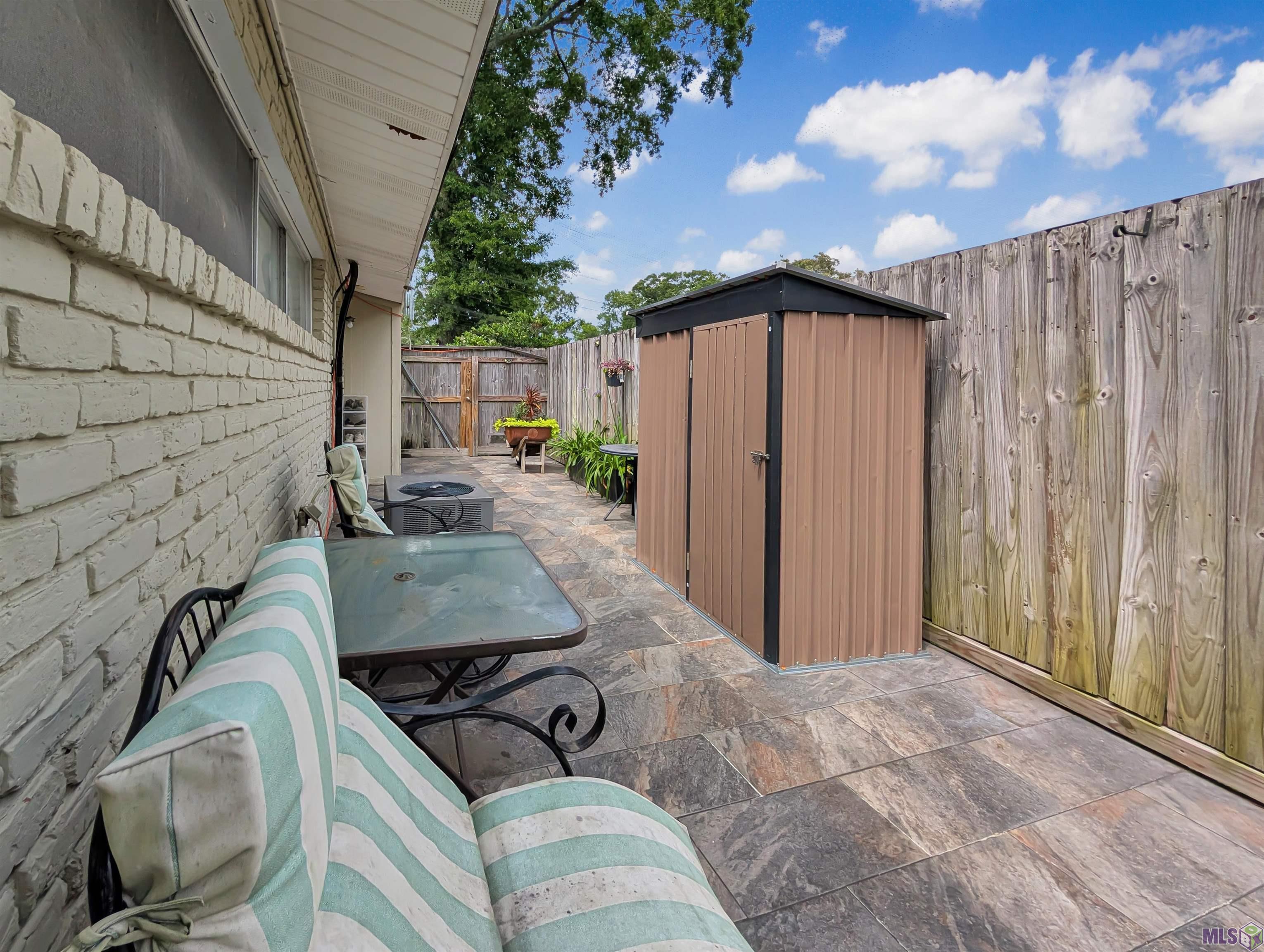 11612 Glenhaven Drive Baton Rouge, LA 70815 - Photo 24 of 26 Apartment Private Entrance and Patio