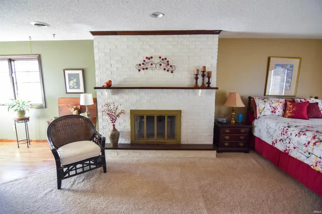 $549,888 | 11088 Owensville Road, Haubstadt, IN 47639