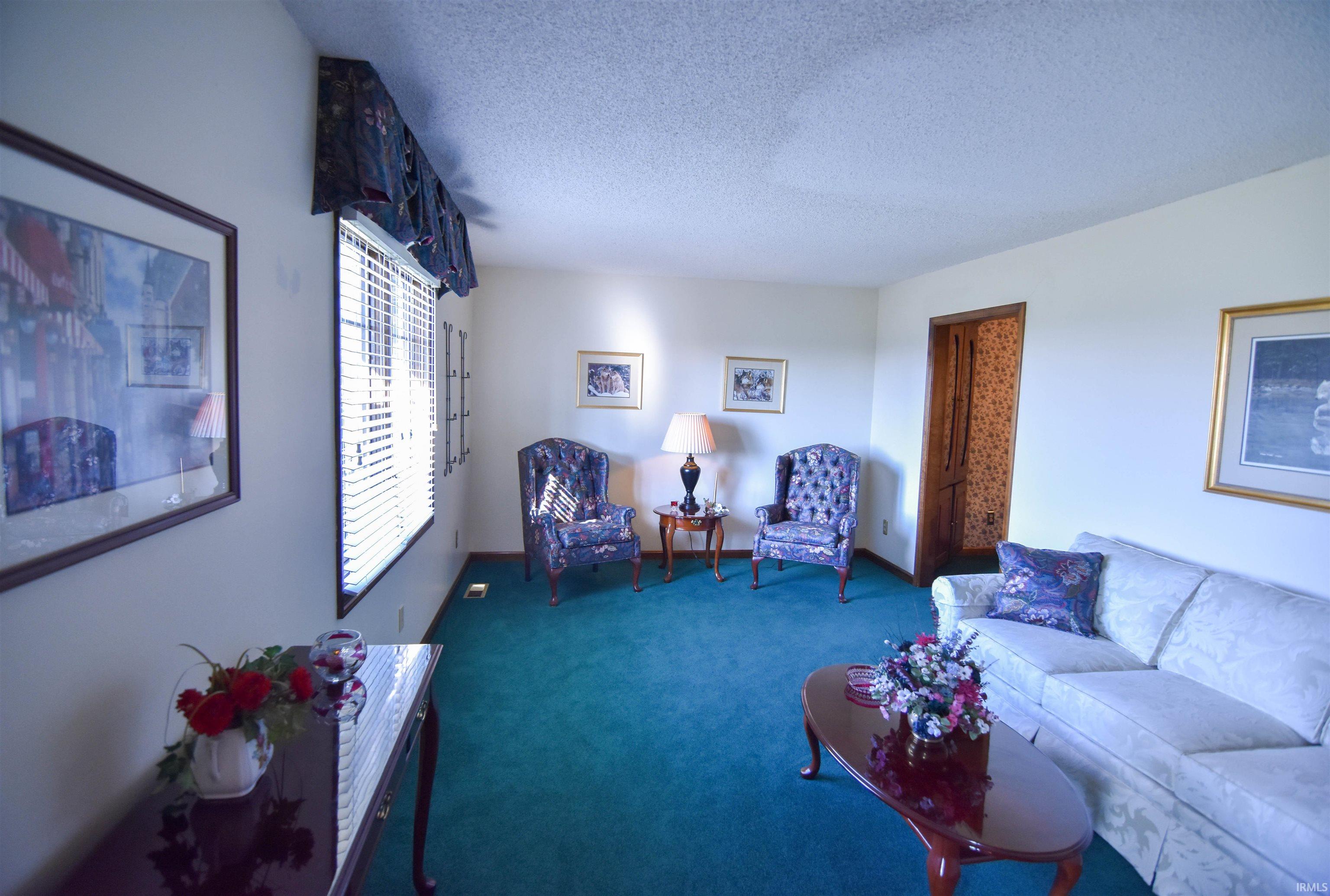 11088 Owensville Road Haubstadt, IN 47639 - Photo 5 of 36