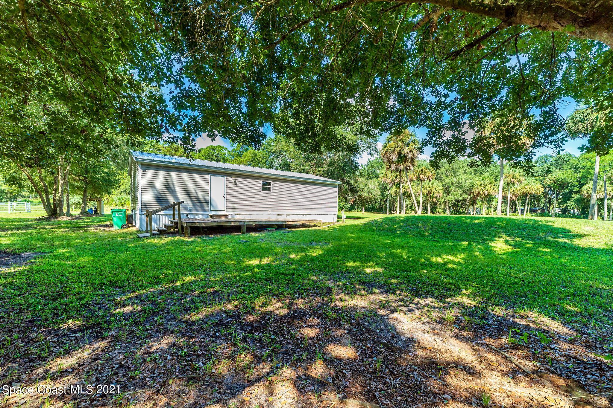 3965 Aurantia Road Mims, FL 32754 - Photo 10 of 30 10