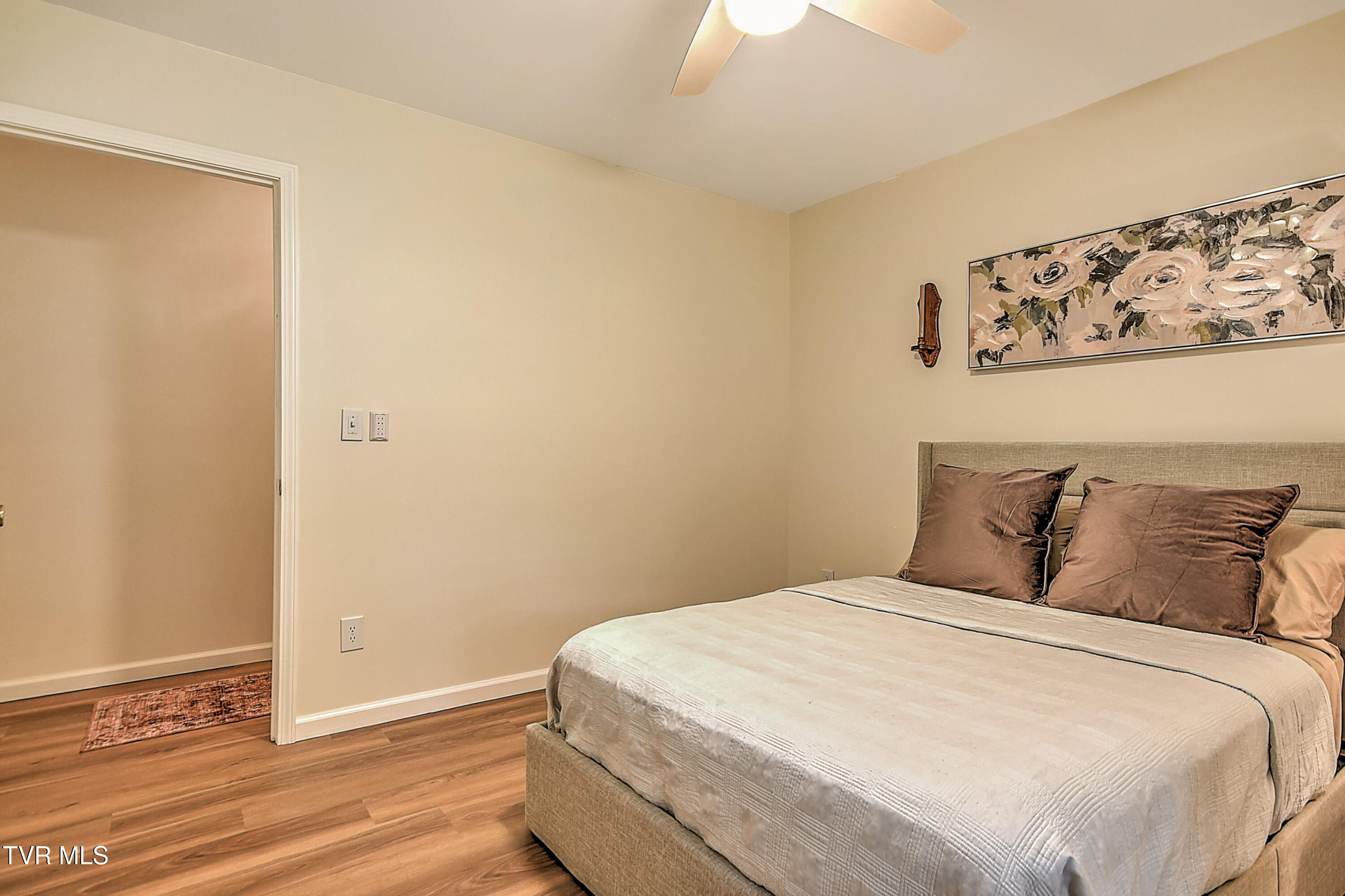 145 Zeb Grindstaff Road Elizabethton, TN 37643 - Photo 32 of 68 145 Zeb Grindstaff JV-33