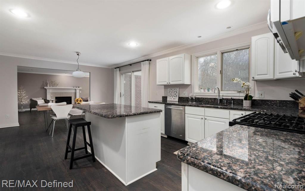 6566 Chatham Circle Rochester Hills, MI 48306 - Photo 20 of 50