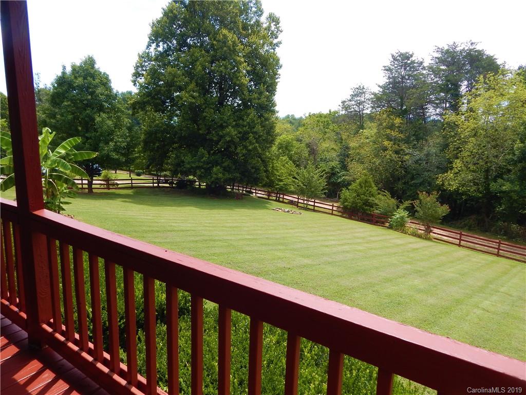 5079 Windy Woods Road Morganton, NC 28655 - Photo 11 of 40 Gallery Image 11