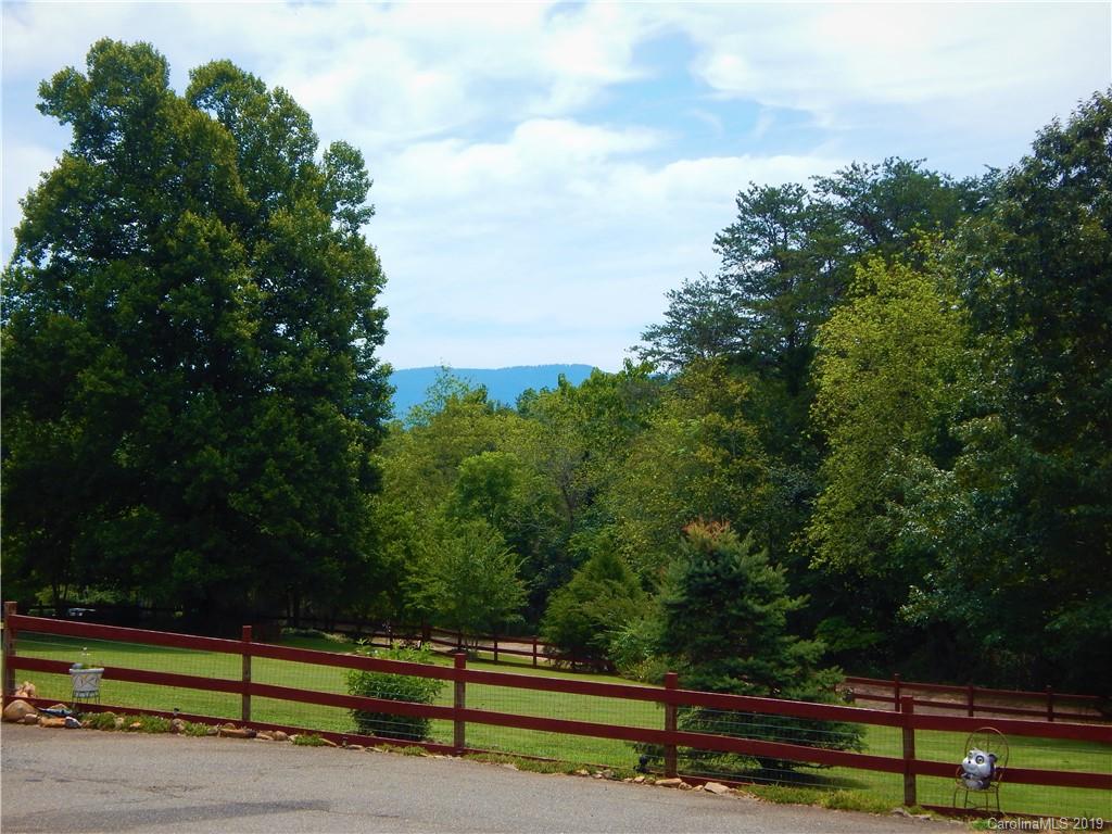5079 Windy Woods Road Morganton, NC 28655 - Photo 12 of 40 Gallery Image 12