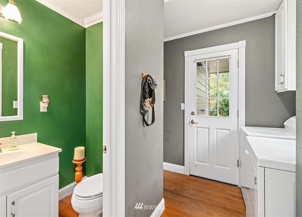 2422 Seminary Hill Road Centralia, WA 98531 - Photo 10 of 23 Gallery Image 10