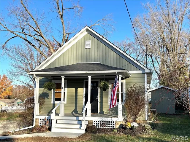 $142,500 | 1311 Center Street, Hillsboro, IL 62049