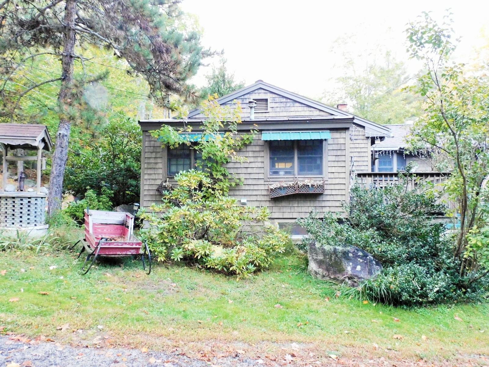 19 Candlewyck Road Windham, ME 04062 - Photo 2 of 29 DSCN3481
