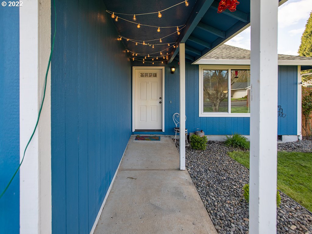 4481 Addy Loop Washougal, WA 98671 - Photo 4 of 24 Gallery Image 4